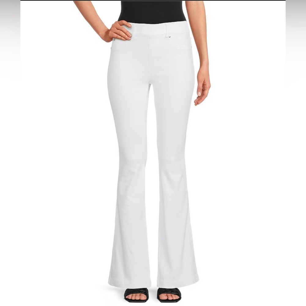 SPANX EveryWear Flare Jeans White Large Pull On Shaping Denim 20349Q